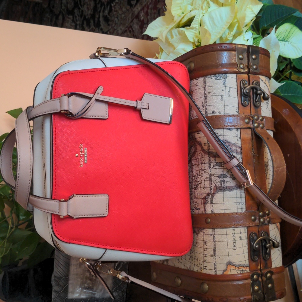 Kate Spade Crossbody Convertible Bag - Picture 2 of 12